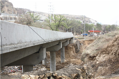 G307吳綏路改建工程施工進(jìn)展順利