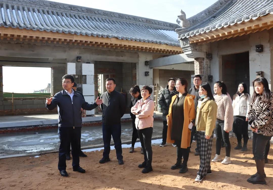 榆林市工商聯(lián)一行來榆陽(yáng)高新區(qū)體育小鎮(zhèn)參觀交流